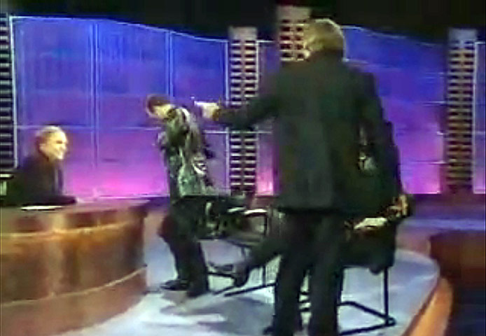 Public punchups : Public punchups 