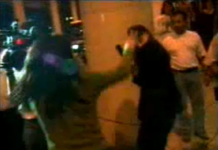 Public punchups : Public punchups 