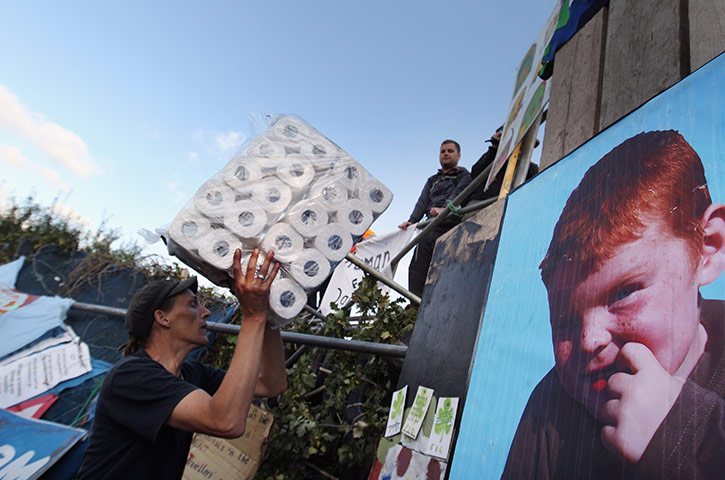 Dale Farm: supplies delivered