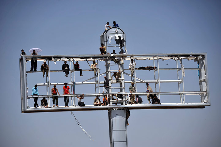 24 hours in pictures: Anti-government protests in Yemen