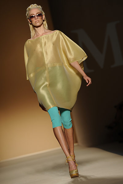 Milan Fashion Week: Max Mara Spring/Summer 2012