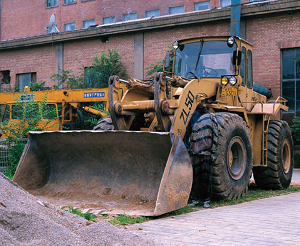 Bulldozer by Liu Bolin