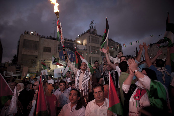 24 Hours: Palestinians follow Abbas Speech at UN