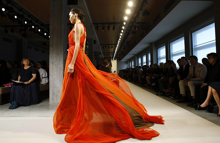 Milan Fashion week: Bottega Veneta women's Spring-Summer 2012 fashion collection