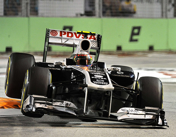 Singapore Grand Prix: Williams-Cosworth's Pastor Maldonado takes a corner