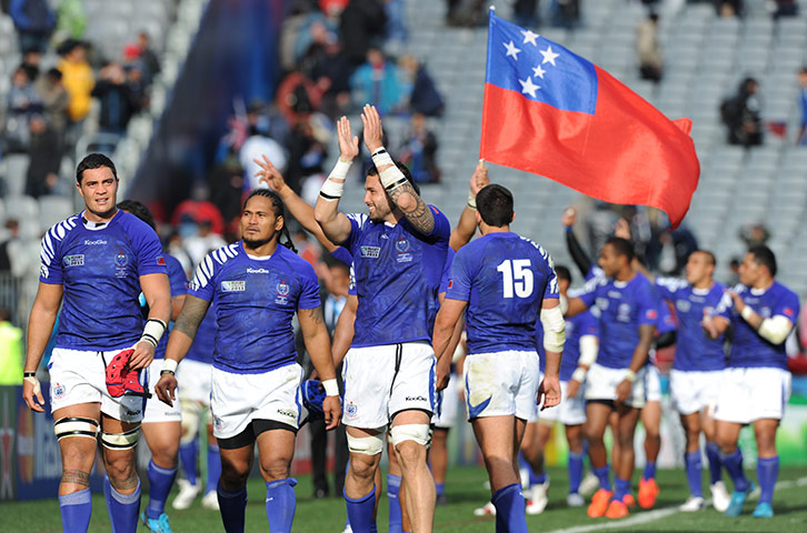 Fiji v Samoa: Samoan players look happy as they applaud their fans