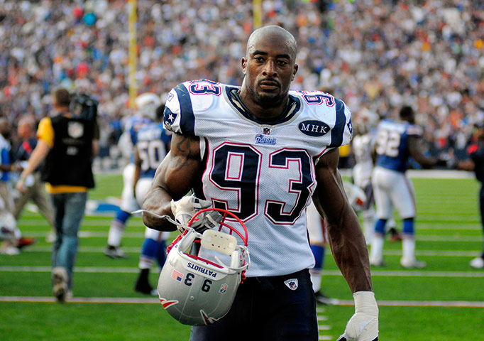 NFL roundup: New England Patriots defensive end Andre Carter 