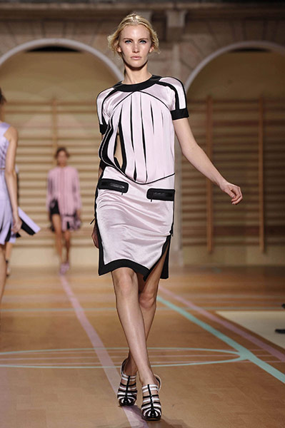 Milan Fashion Week: Versus Spring/Summer 2011