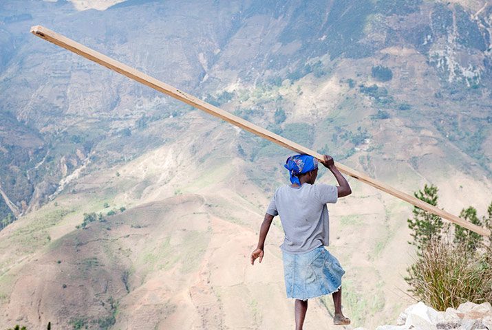 Haiti beyond the rubble: Exhibition by Richard Hanson in Sheffield for Tearfund