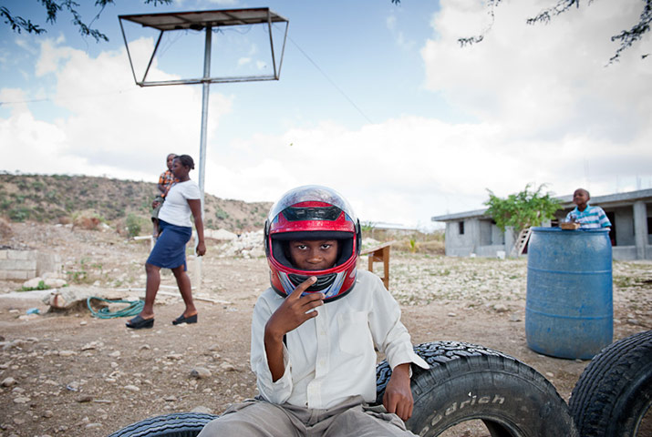 Haiti beyond the rubble: Exhibition by Richard Hanson in Sheffield for Tearfund