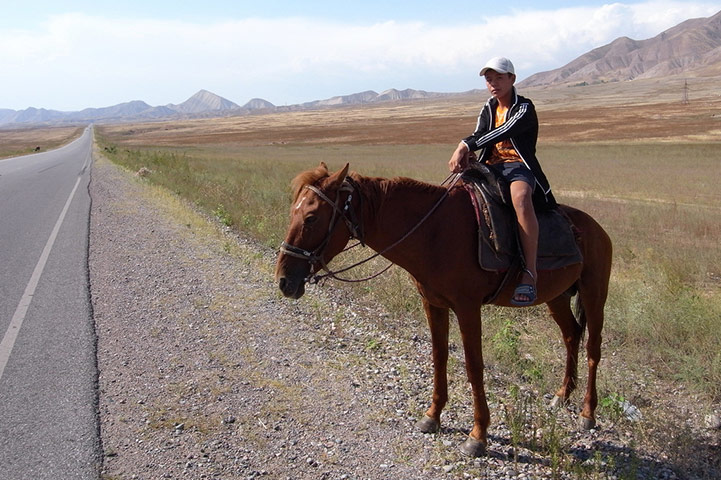 MarcinMonko assignment: 6: At the road to Toktogul, Kyrgyzstan