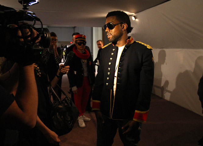 Kanye West: Kanye West attends Mercedes-Benz Fall 2009 Fashion Week at Bryant Park