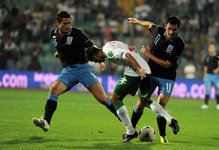 Bulgaria v England: Frank Lampard combines with Stewart Downing to dispossess Petar Zanev