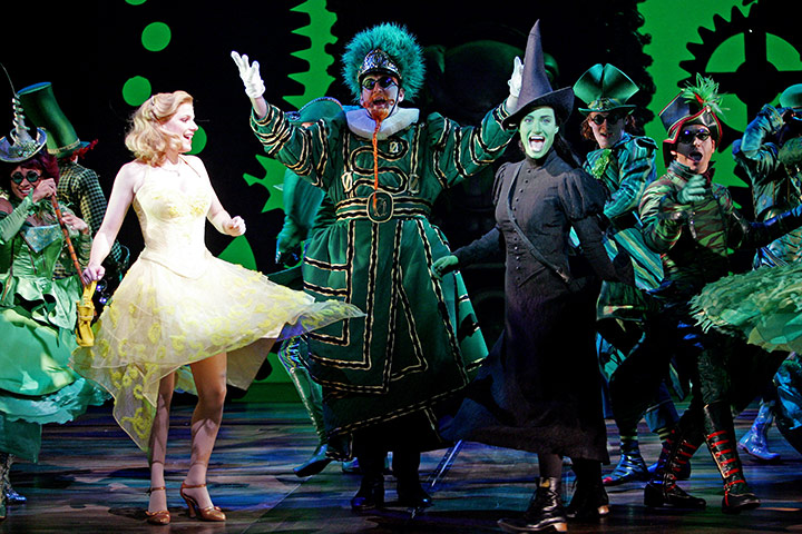 Seven Days on Stage: Helen Dallimore and Idina Menzel in Wicked at the Apollo Victoria