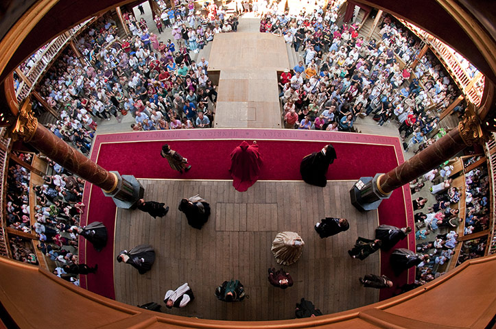 Seven Days on Stage: Henry VIII at Shakespeare's Globe theatre