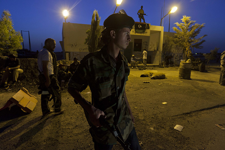 Sean Smith: Bani Walid: Libyan rebels at a checkpoint south of Tarhouna en route