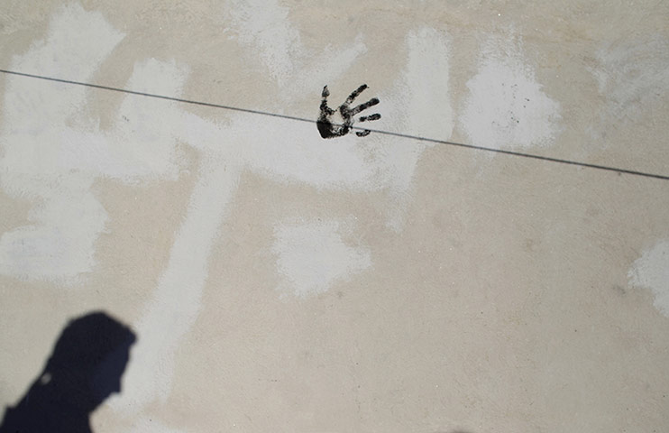 24 hours in pictures: Cascamorras  festival 