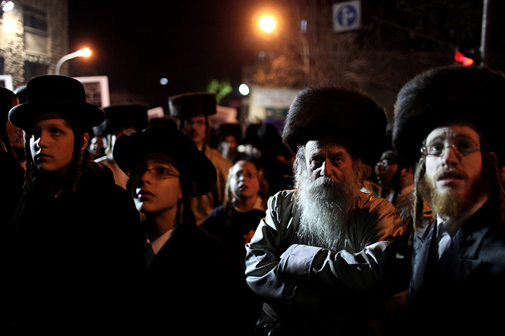 24 hours: Jerusalem: Ultra-Orthodox Jews protest in the Mea Shearim neighbourhood