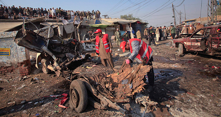 Pakistan bombing: rescue workers