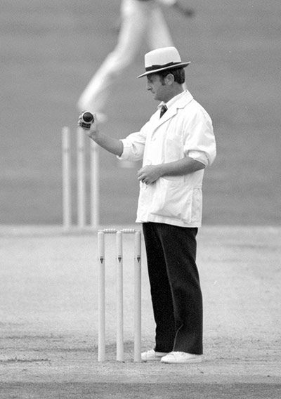 Pakistan cricket: umpire David Constant