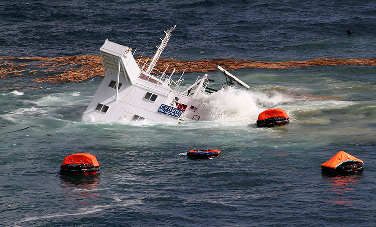 Rena breaks up: One half of the cargo ship Rena sinks on the Astrolabe reef 