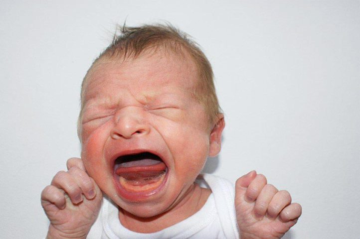 In pictures: : baby screaming