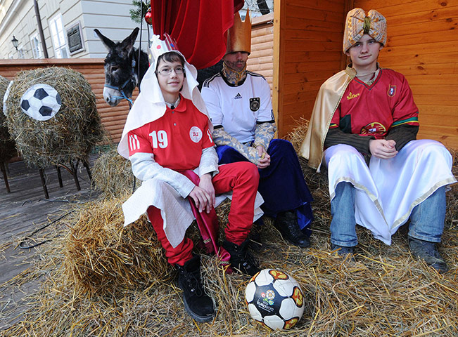 Sport pics of the week: Nativity scene in the Ukrainian city of Lviv during Orthodox Christmas Eve