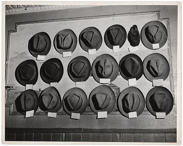 Weegee exhibition: Hats in a pool room, by Weegee