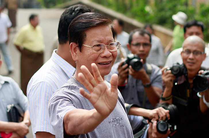 Burma prisoner released: Khin Nyunt talk to the media as he released from the house arrest