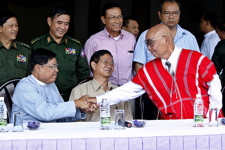Burma prisoner released: press conference after the meeting for ceasefire in Pa-an