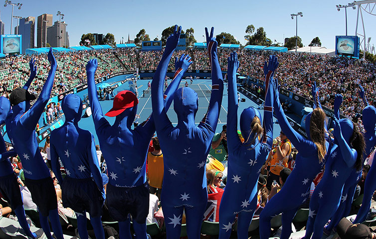 Autralian Open Roundup: Australian fans in full body morphsuits