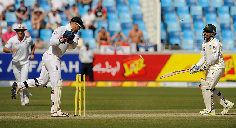 England Pakistan day 3: Pakistan's Adnan Akmal (R) is stumped by England's Matt Prior for 61 runs