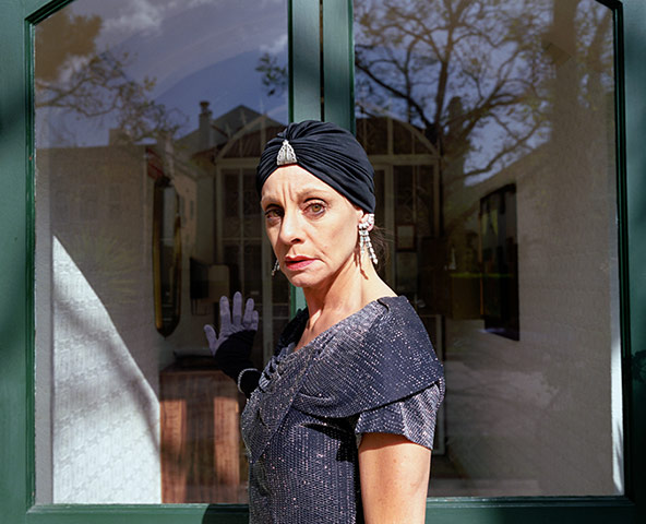 Open eye: Sharon at the front door (2009) 