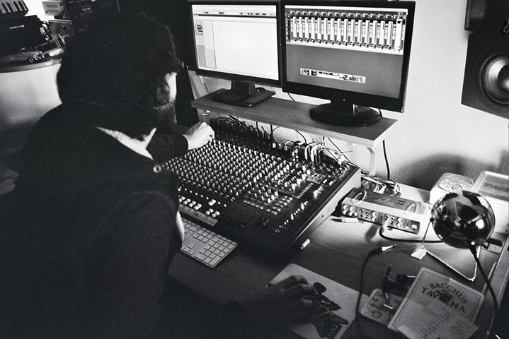 Guardian Camera Club: Chris Ditchburn participates in capturing achievement on film assignment