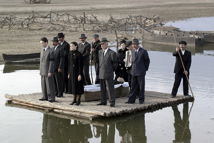 Theo Angelopoulos: Theo Angelopoulos has died - Trilogy: The Weeping Meadow