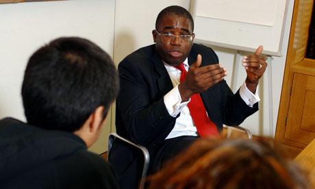 David Lammy meets schoolchildren