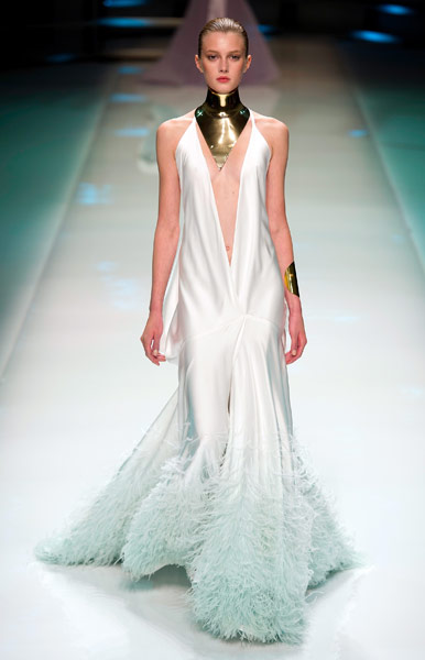 Fashion: Couture: Fashion: couture