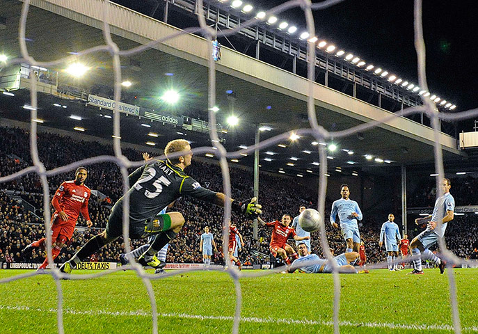 Carling Cup6: Liverpool's Bellamy