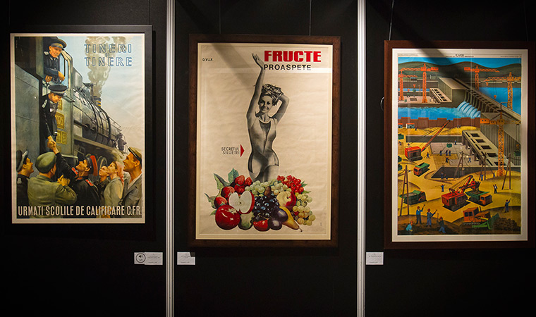 Ceausescu auction: Communist era posters 