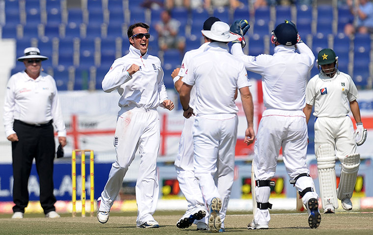England v Pakistan: England's Graeme Swann celebrates after dismissing Pakistan's Abdul Rehman