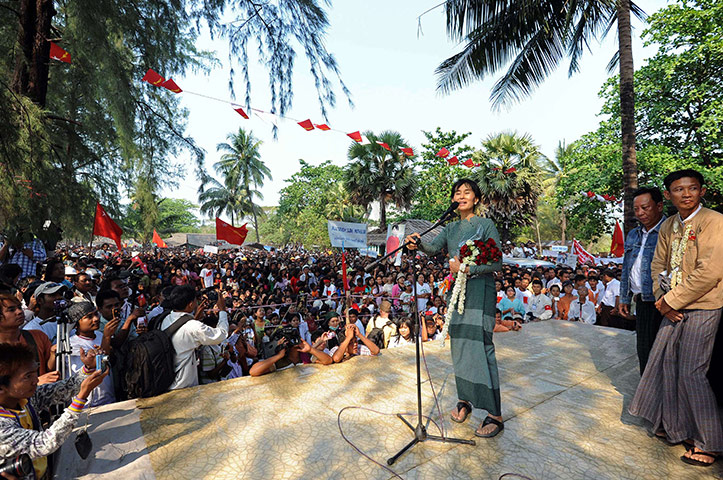 Aung San Suu Kyi campaign: Aung San Suu Kyi addresses a gathering of supporters 