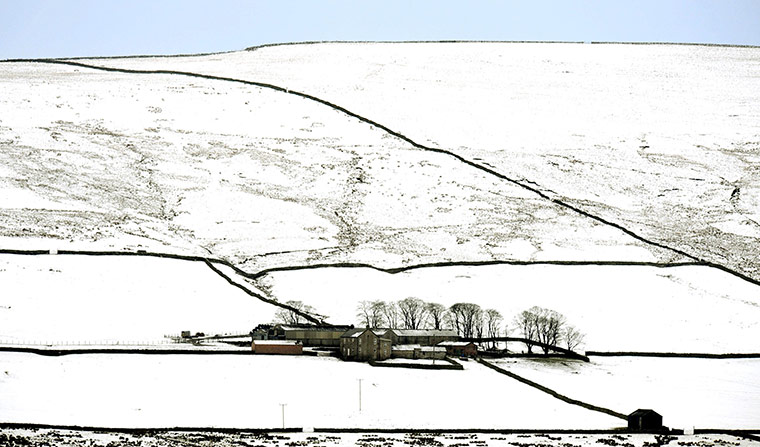 uk winter weather: A farm in Northumberland 