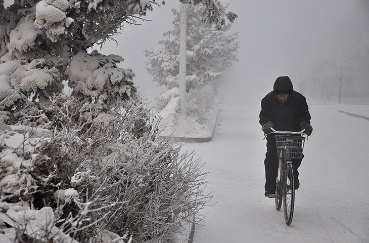 World weather: Freezing conditions in Hulunbuir, Mongolia