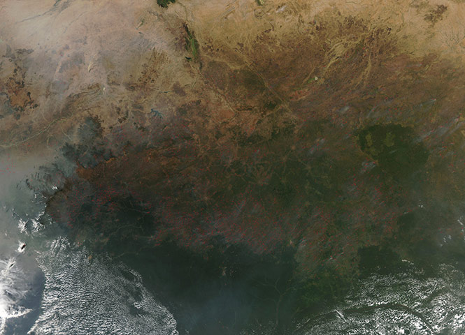 Satellite Eye on Earth: Heat signatures from fires in central Africa 