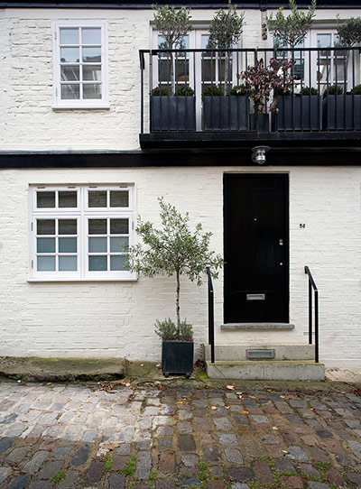 Camden Mews flat: Front