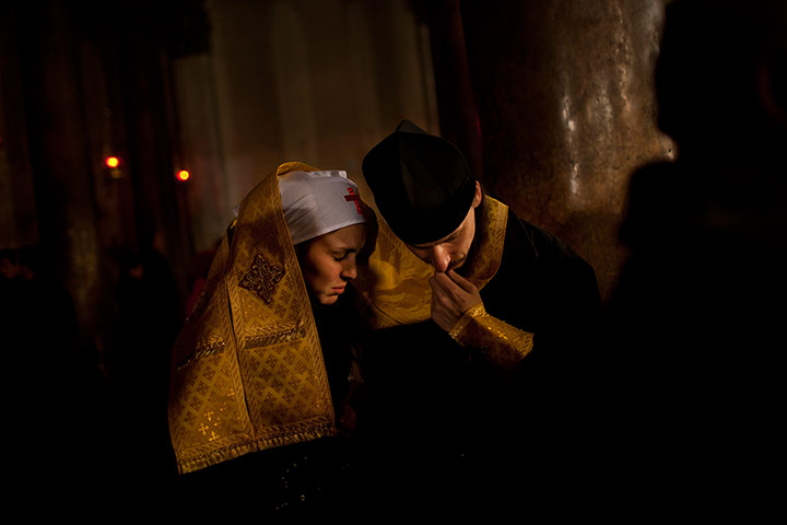 http://static.guim.co.uk/sys-images/Guardian/Pix/pictures/2012/1/7/1325937001694/An-Orthodox-priest-listen-004.jpg