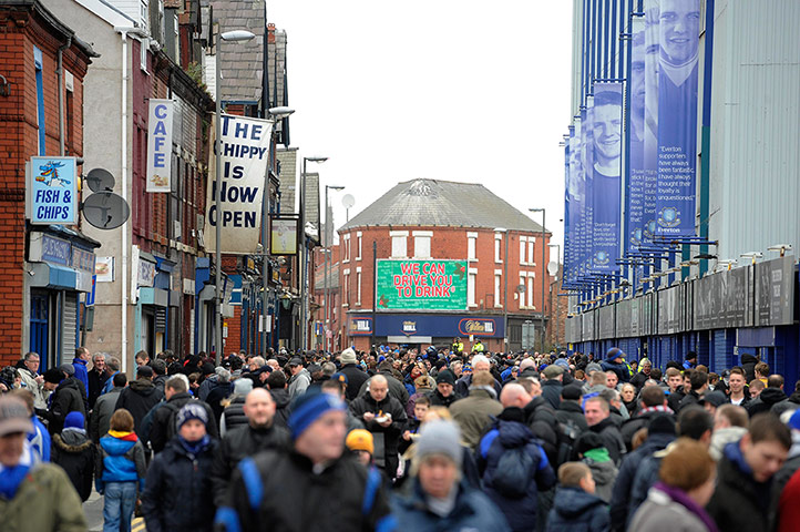 Everton v Tamworth: Packed Goodison Road before kick off
