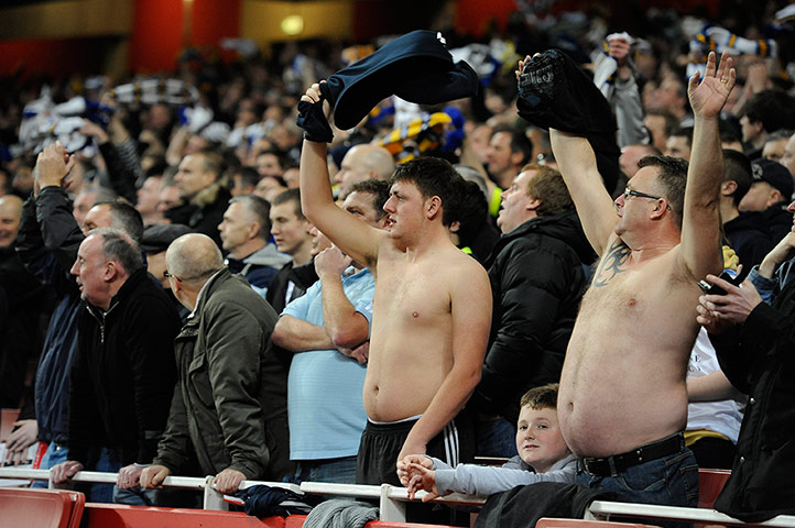 Arsenal v Leeds Utd: Topless Leeds fans