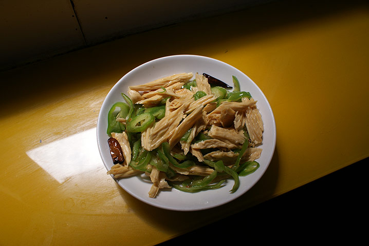shanghai street food: Bamboo tofu Shanghai street food