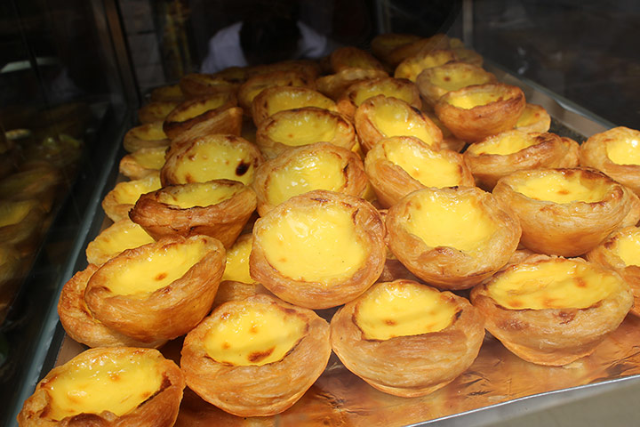 shanghai street food: Danta - chinese custard tarts